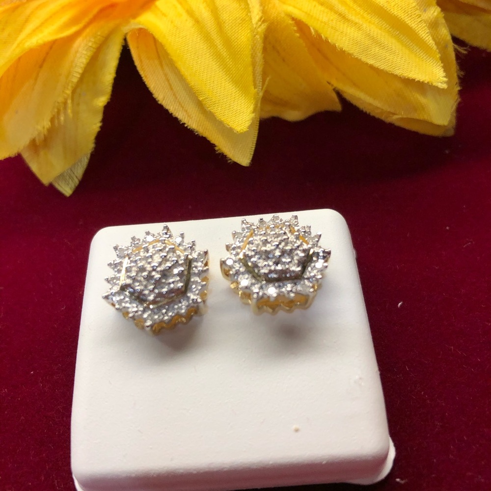 Beautiful Round Big Diamond Earrings WOW Huge Sale